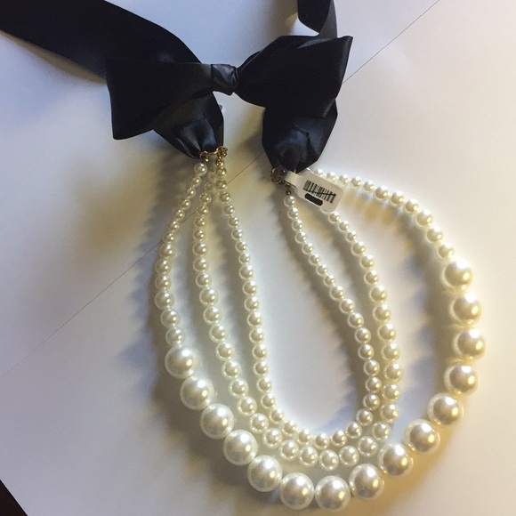 Jewelry - Black Bow ribbon 3 row faux pearl necklace . NWT